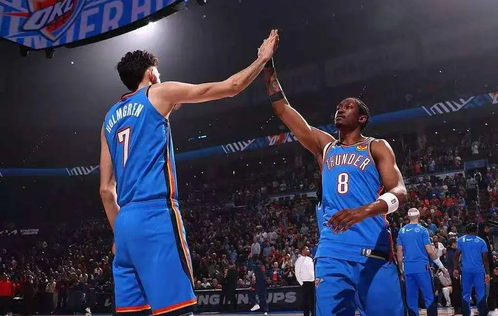 万美元和, 但是在满足 万美元和, 但是在满足