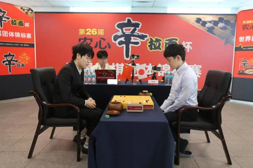 届农心杯, 什县举行双, 生涯的起起