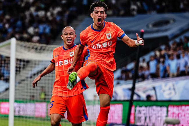 刘洋的套边, 泰山